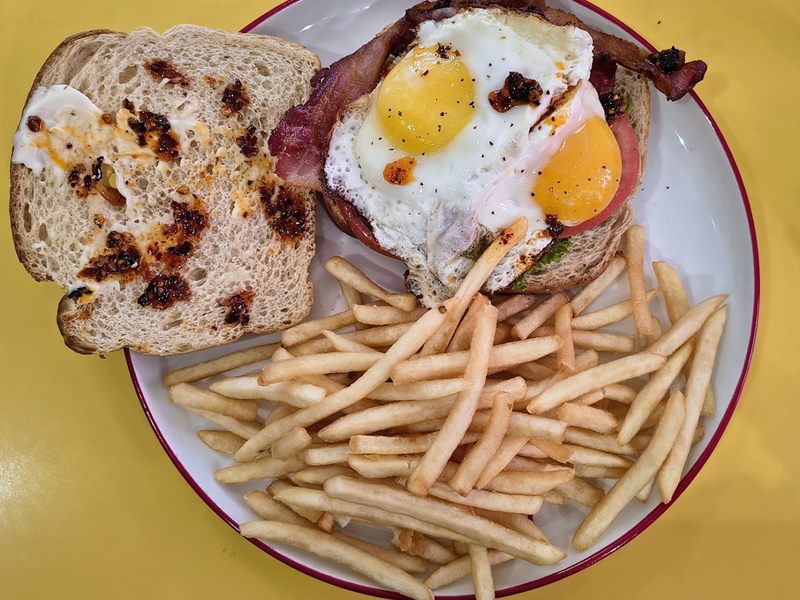 Uncle John's Cafe food